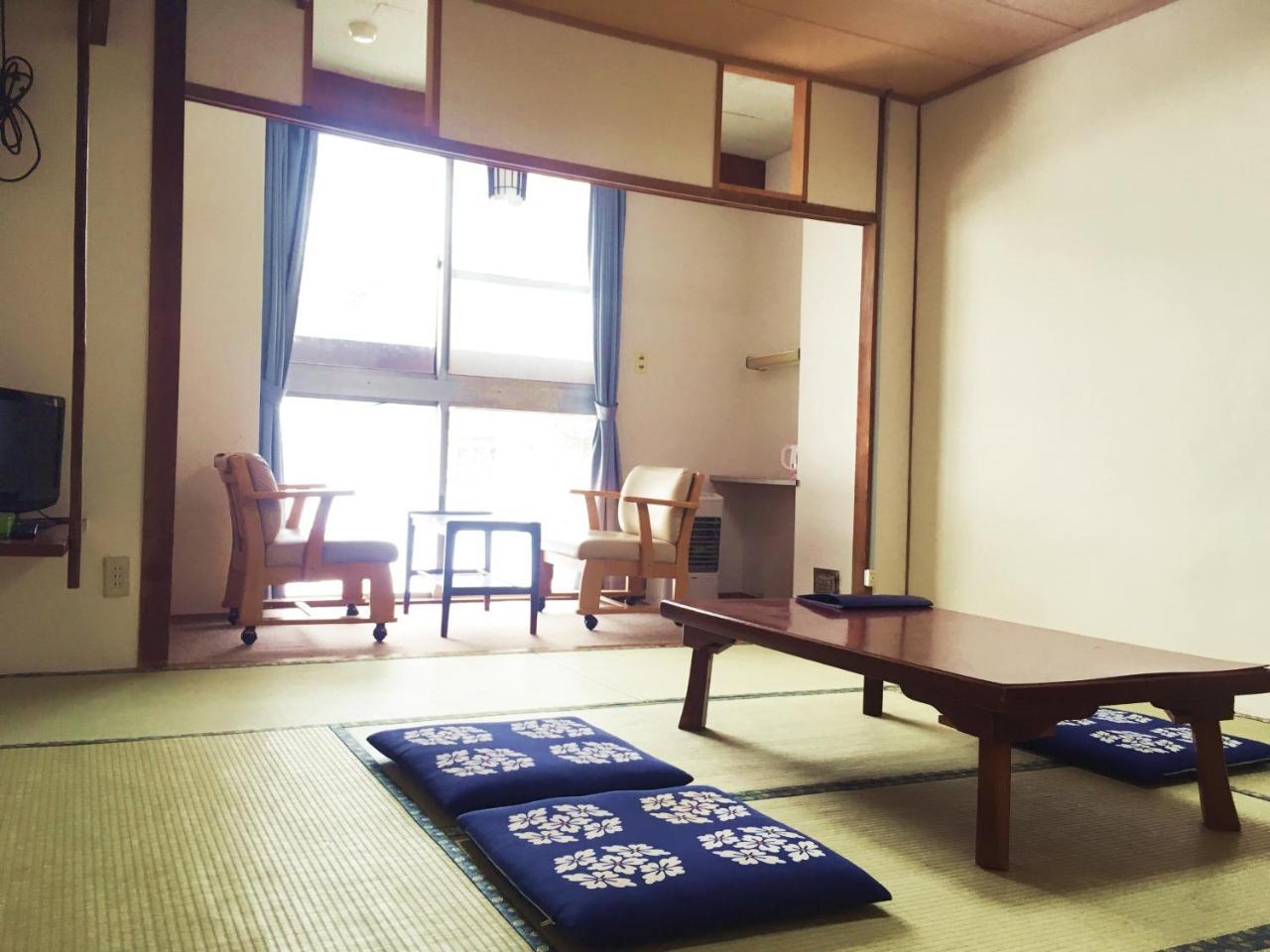Biei Shirogane No Yu Hotel Buitenkant foto
